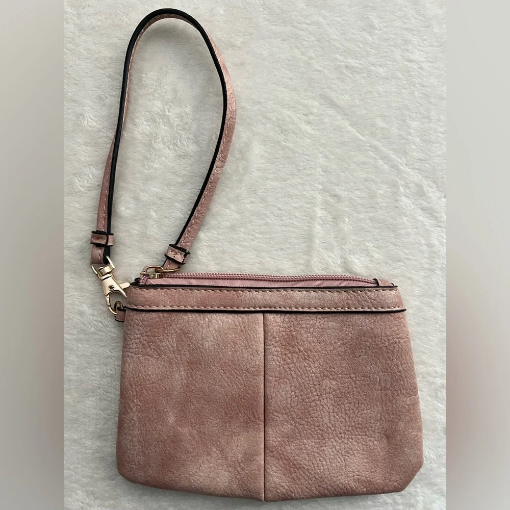 Wilsons Leather Cashwrap Pale Pink Wristlet